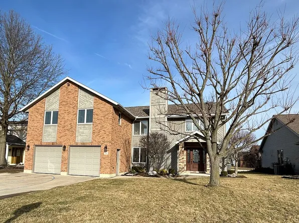 99 Causeway Dr, Saint Marys, OH 45885