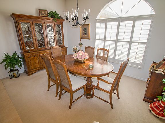 4th image of 3718 Gaviota Dr