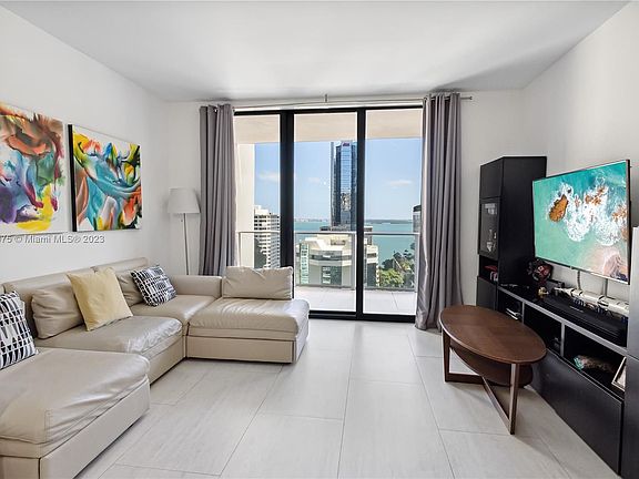 4th image of 1010 Brickell Ave #1802