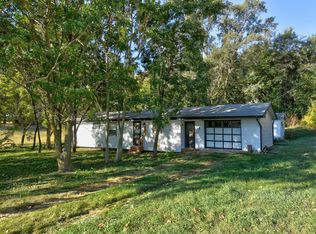 211 Magnolia St, Magnolia, IA 51550