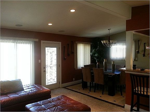 5th image of 161 W Dameron St