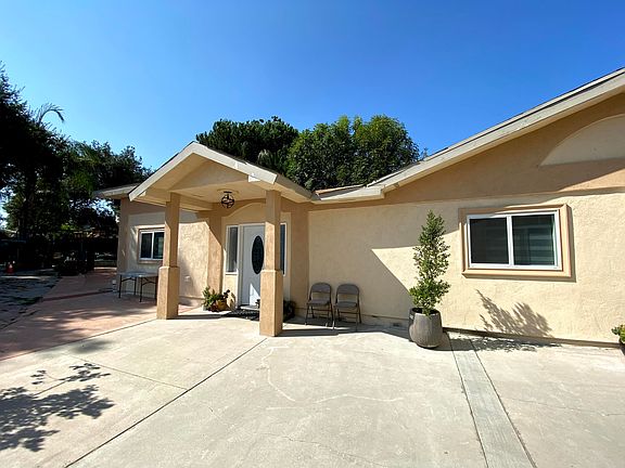 3rd image of 4331 Briggs Ave