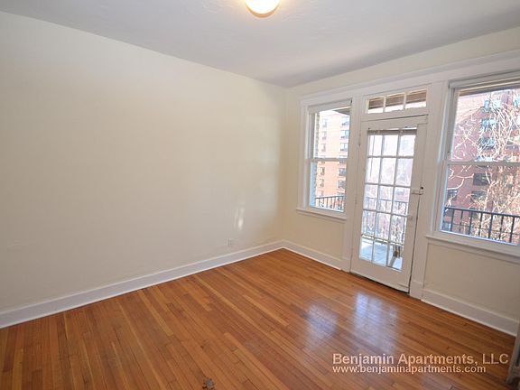 4th image of 1634 Commonwealth Ave APT 16