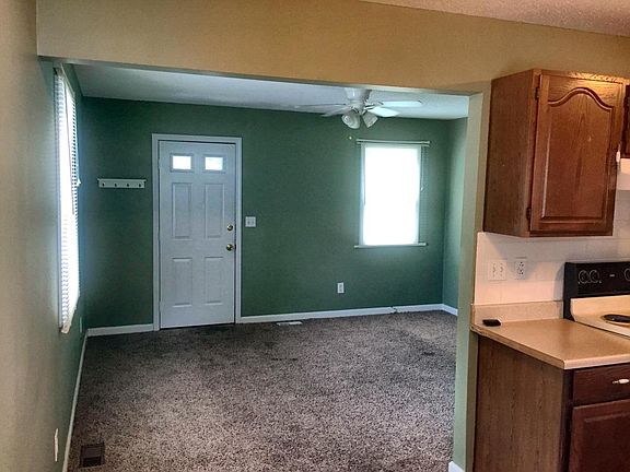 4th image of 3513 Saint Joachim Ln