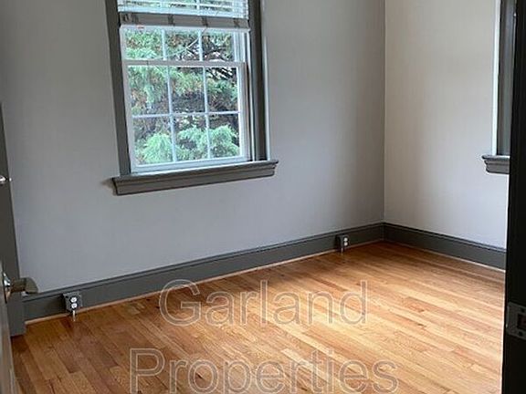 4th image of 821 Salem Ave SW #207