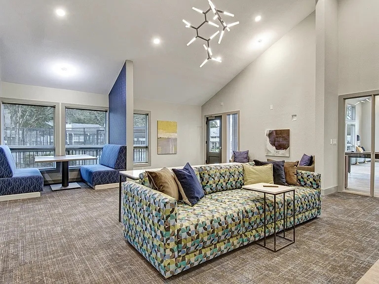 Arbor Creek Apartments — Photo 13