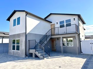7854 Troost Ave #7854, North Hollywood, CA 91605