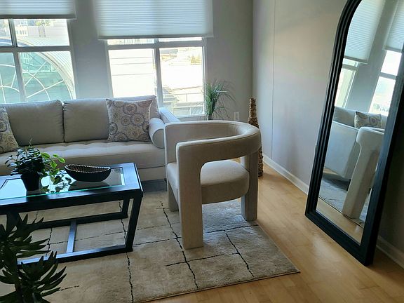 5th image of 1655 Mission St Unit 1037