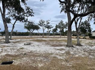 374 Oak Grove Island Dr, Brunswick, GA 31523