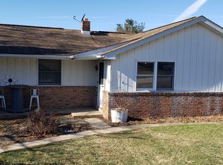 132 April Ln, Dallastown, PA 17313