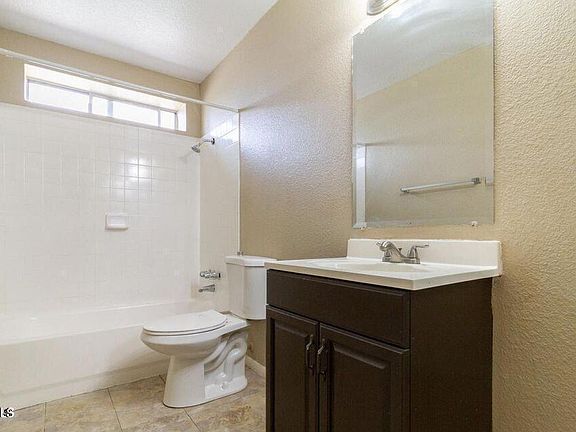 5th image of 3840 N 43rd Ave #66
