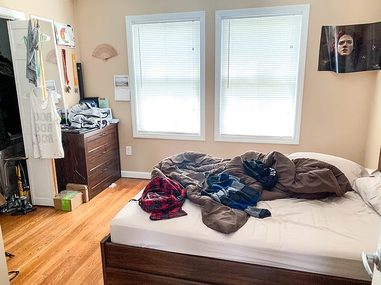 182 Franklin St #2 — Photo 9