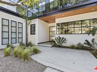 1745 San Ysidro Dr, Beverly Hills, CA 90210