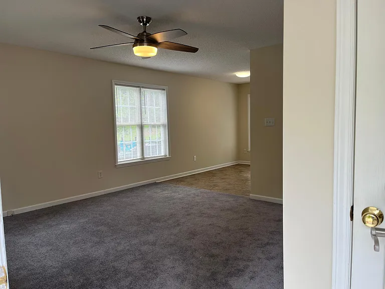 3513 Greywood Dr — Photo 6