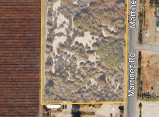 13 Martinez Rd, Thermal, CA 92274