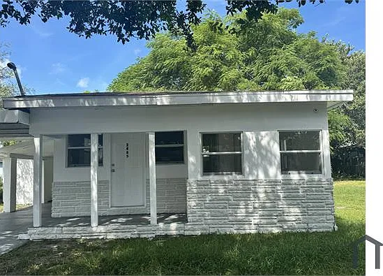 3 bed, 1044 sqft, $2,800 — Photo 4