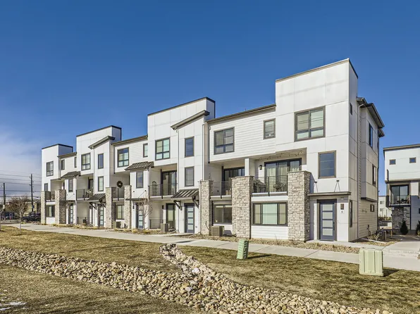 2074 S Holly St Unit 5, Denver, CO 80222