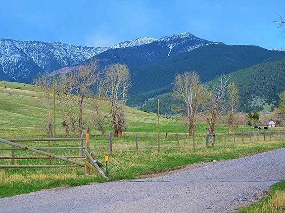 2nd image of 22 Suce Creek Trailhead