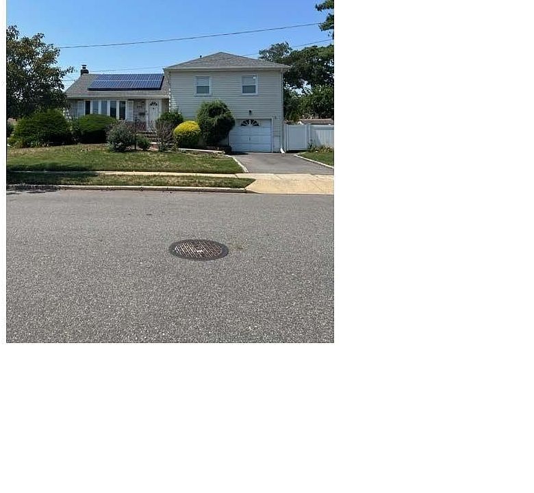 1st image of 205 Richard Court