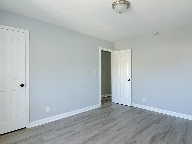 1005 Hillside Ave — Photo 13