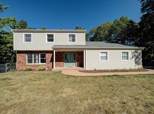 2935 Sherwood Dr, Traverse City, MI 49686