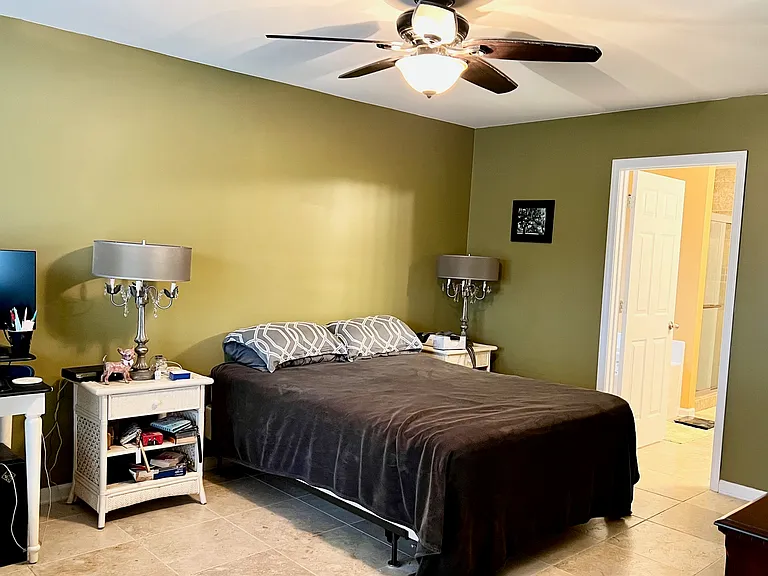 725 Bonita Loop — Photo 7