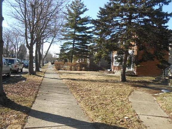 3rd image of 14416 S Wallace Ave