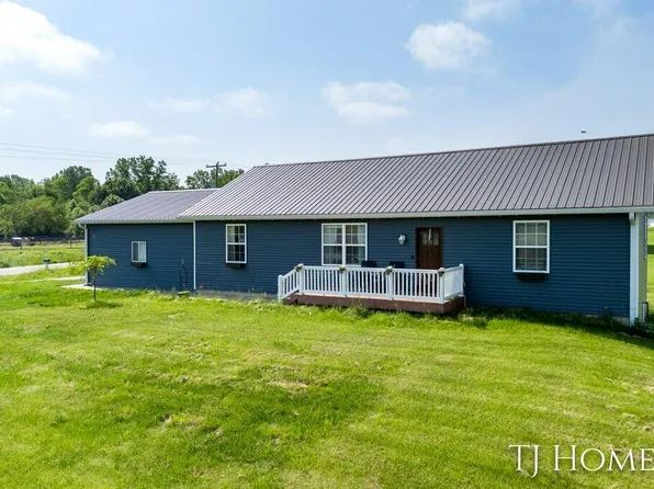 3494 13th St, Wayland, MI 49348