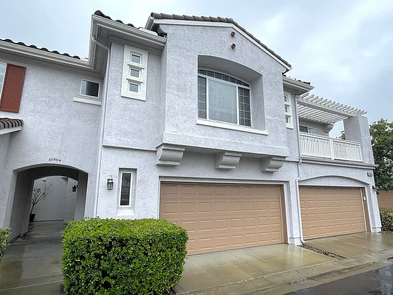 10964 Ivy Hill Dr #3 — Photo 1