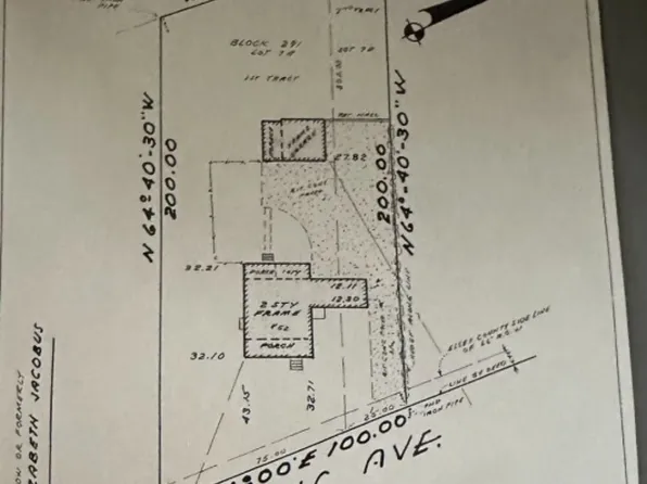 52 Passaic Ave, Livingston Twp., NJ 07039