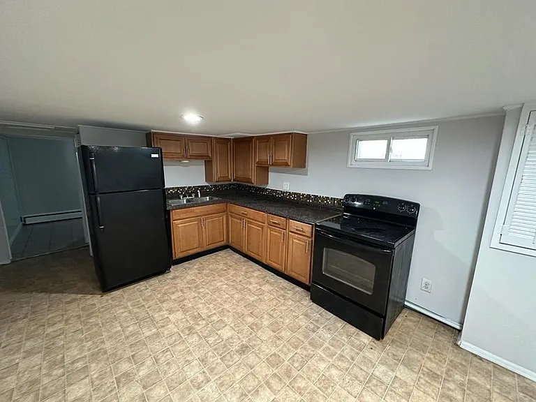1114 Old Freehold Rd — Photo 30