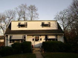 324 Hamilton St, Bound Brook, NJ 08805