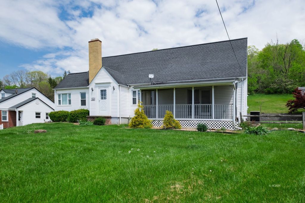 Real estate listing image