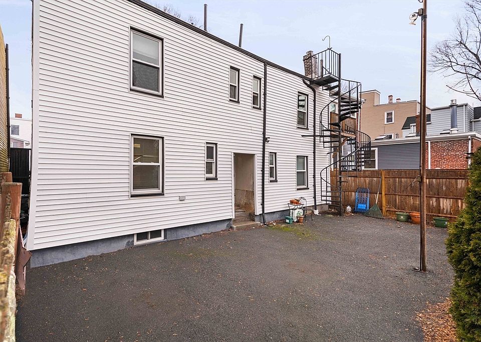 2nd image of 162 5th St