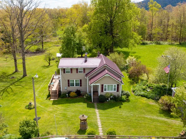 4310 Clayton Judson Rd, Alderson, WV 24910