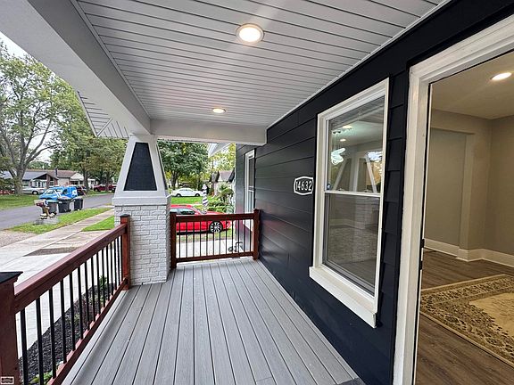 9th image of 14632 Oldham St