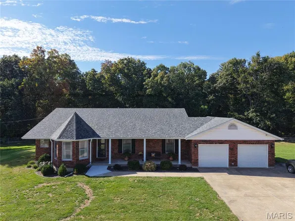 244 Hummingbird Ln, Hannibal, MO 63401