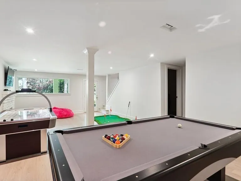 1007 Somerset Dr NW — Photo 19