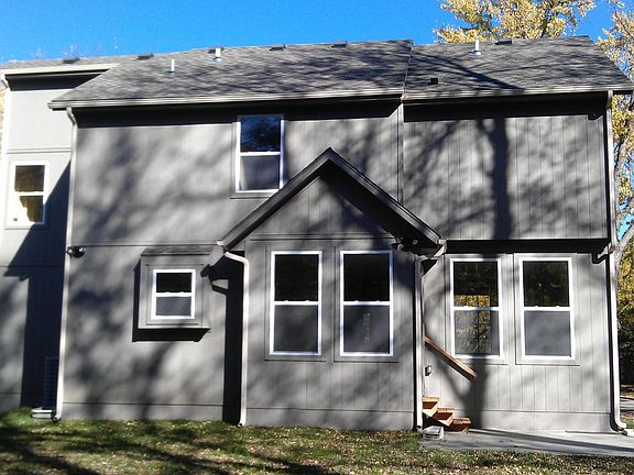 3rd image of 8424 Goodman Dr