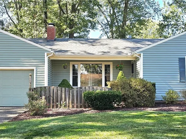 735 Adelaide Ave NE, Warren, OH 44483