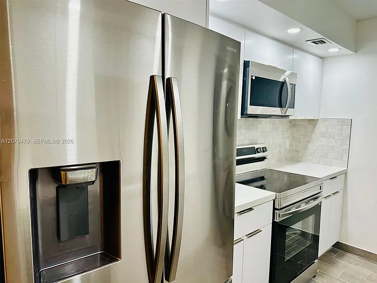7915 SW 86th St #704 — Photo 5