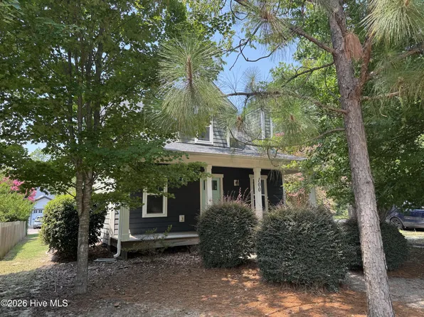 100 Jefferson St, Southern Pines, NC 28387