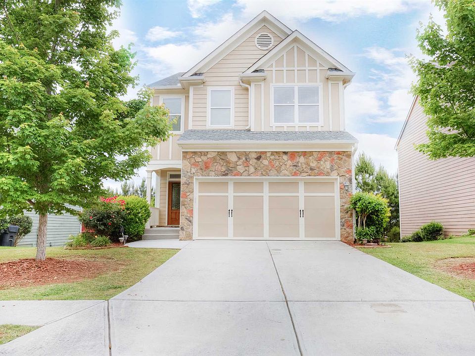 1st image of 228 Tulip Ln