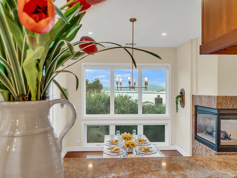 535 Santa Fe Ave — Photo 2