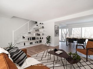 2389 Overlook Rd, Cleveland Heights, OH 44106