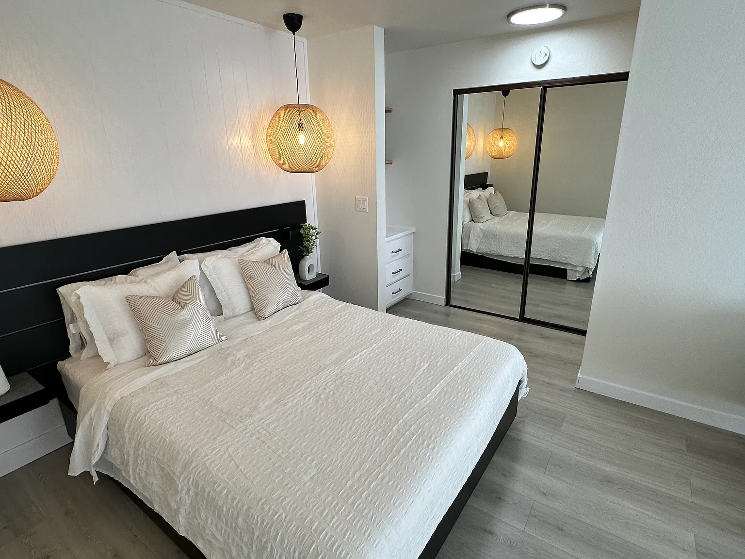 Studio, 505 sqft, $2,350 — Photo 4