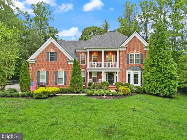 32 Pinewood Rd, Fredericksburg, VA 22405