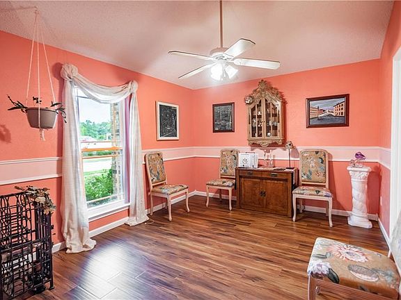 4th image of 1769 Canterbury Ln
