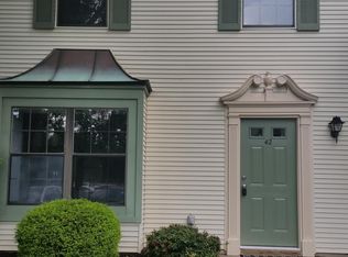 42 Oneill Ct, Lawrence Township, NJ 08648