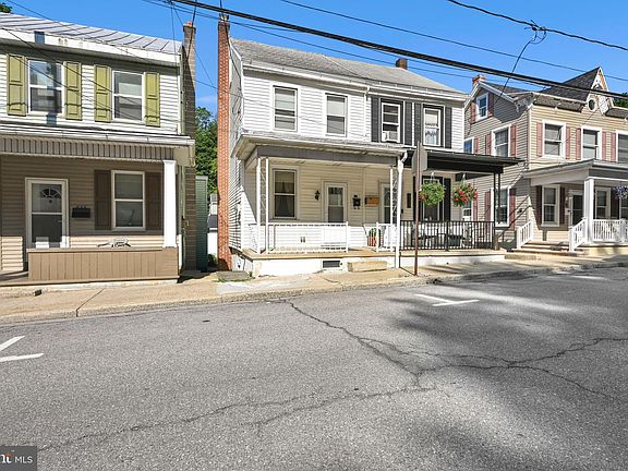 3rd image of 637 N Garfield Ave